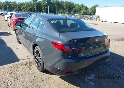 2025 Toyota Camry Xle из США, поврежденный, VIN 4T1DBADK3SU531097